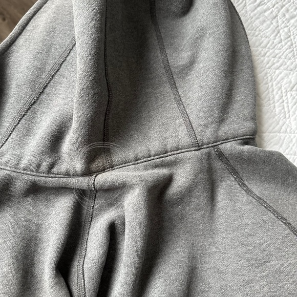 Lululemon Scuba - Picture 4 of 5